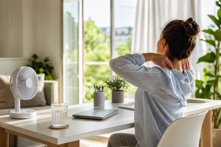 Micro-pause anti-caldo al lavoro: 5 reset da 90 secondi