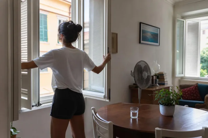 Casa calda al rientro: cosa fare nei primi 20 minuti senza stressare il corpo